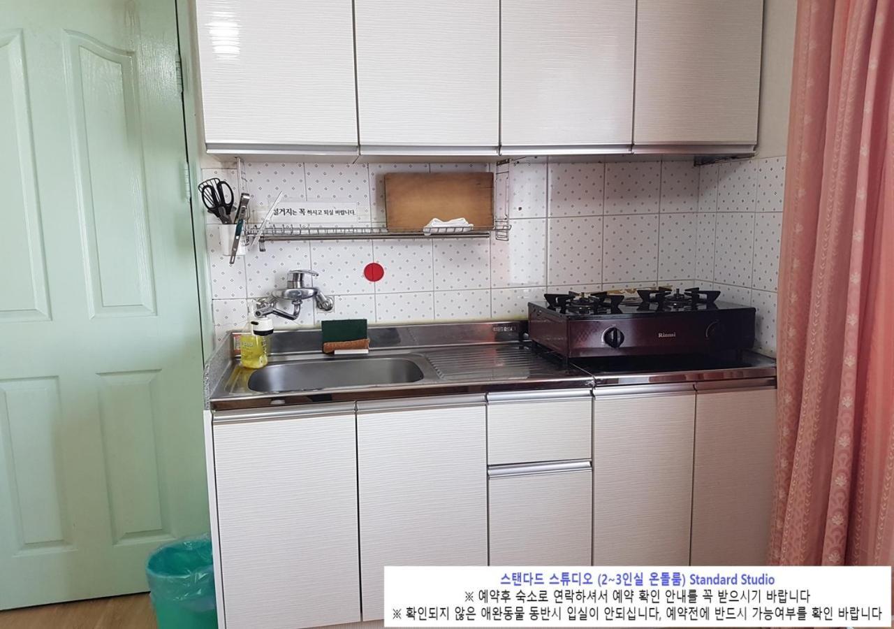 Seaside Minbak Villa Goseong  Exterior foto