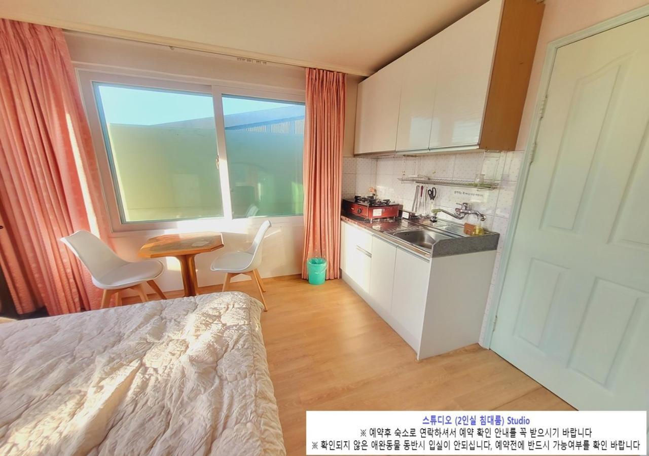 Seaside Minbak Villa Goseong  Exterior foto