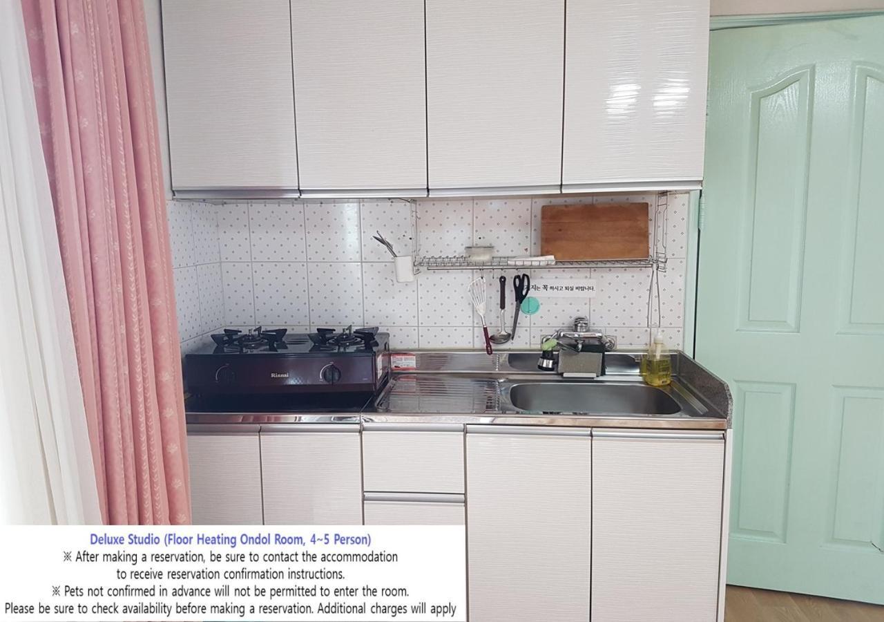 Seaside Minbak Villa Goseong  Exterior foto