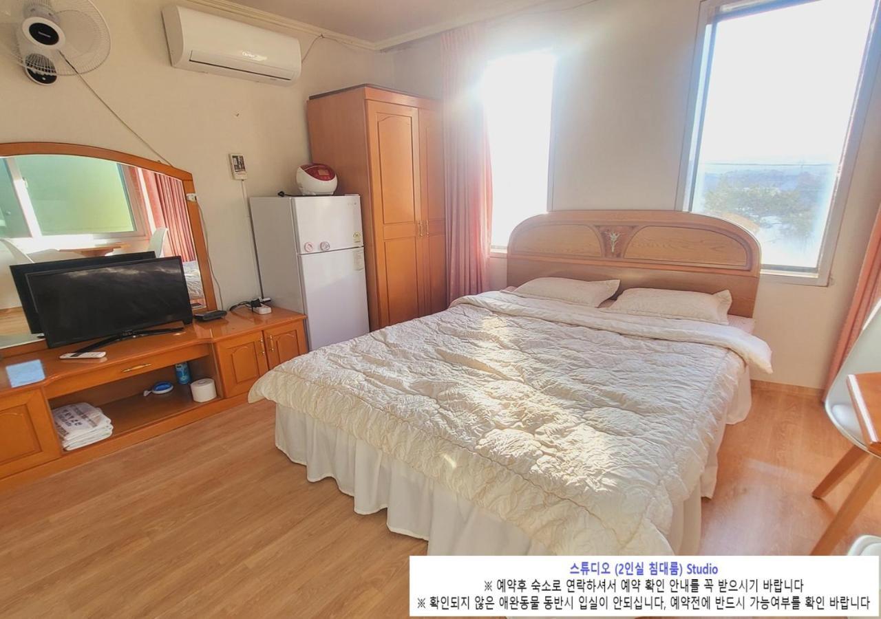 Seaside Minbak Villa Goseong  Exterior foto