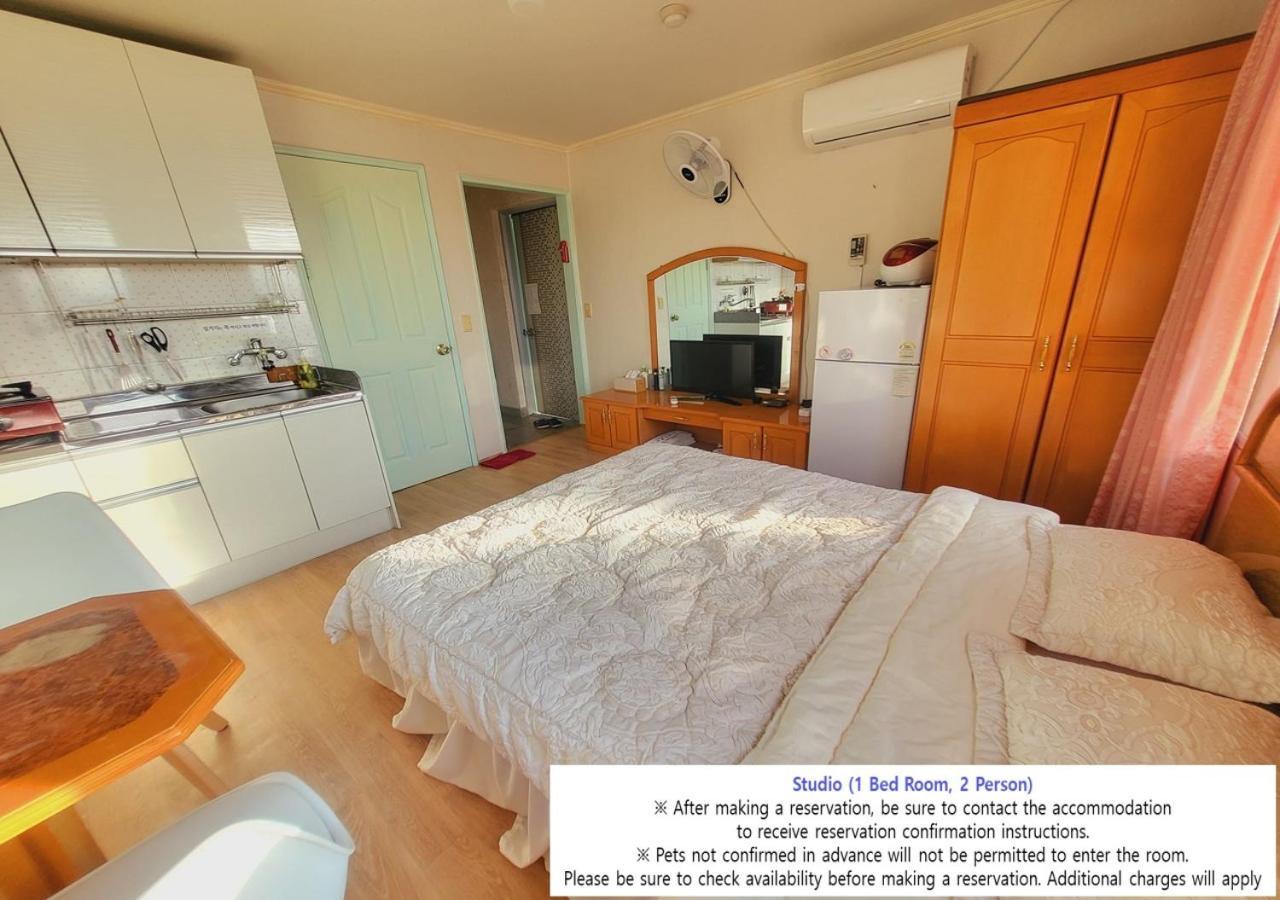 Seaside Minbak Villa Goseong  Exterior foto