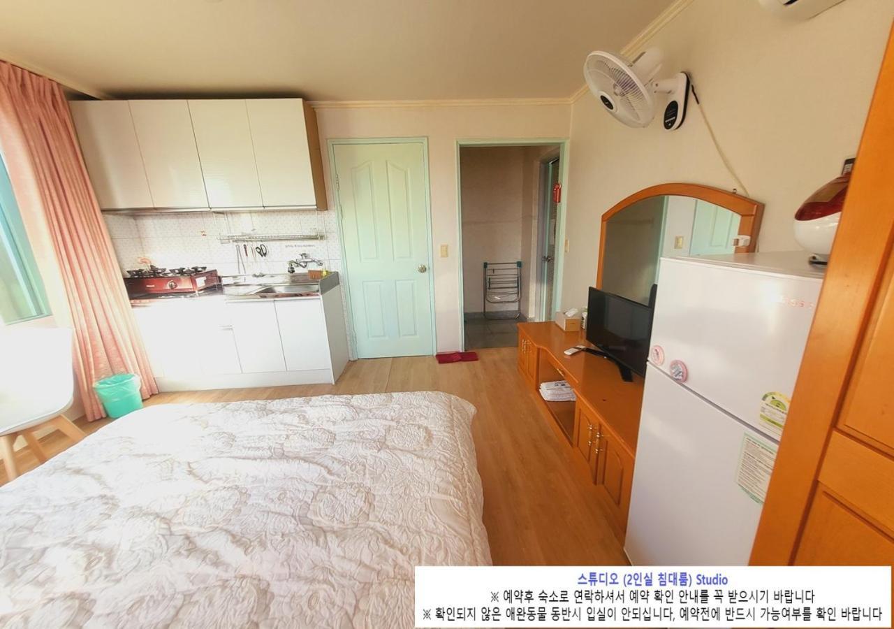 Seaside Minbak Villa Goseong  Exterior foto